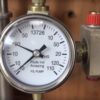 Почему насос не отключается после набора давления: причины, диагностика и исправление неисправностей
